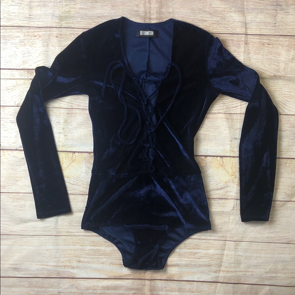 Reformation Front Lace Up Navy Velvet Bodysuit 🧡‎